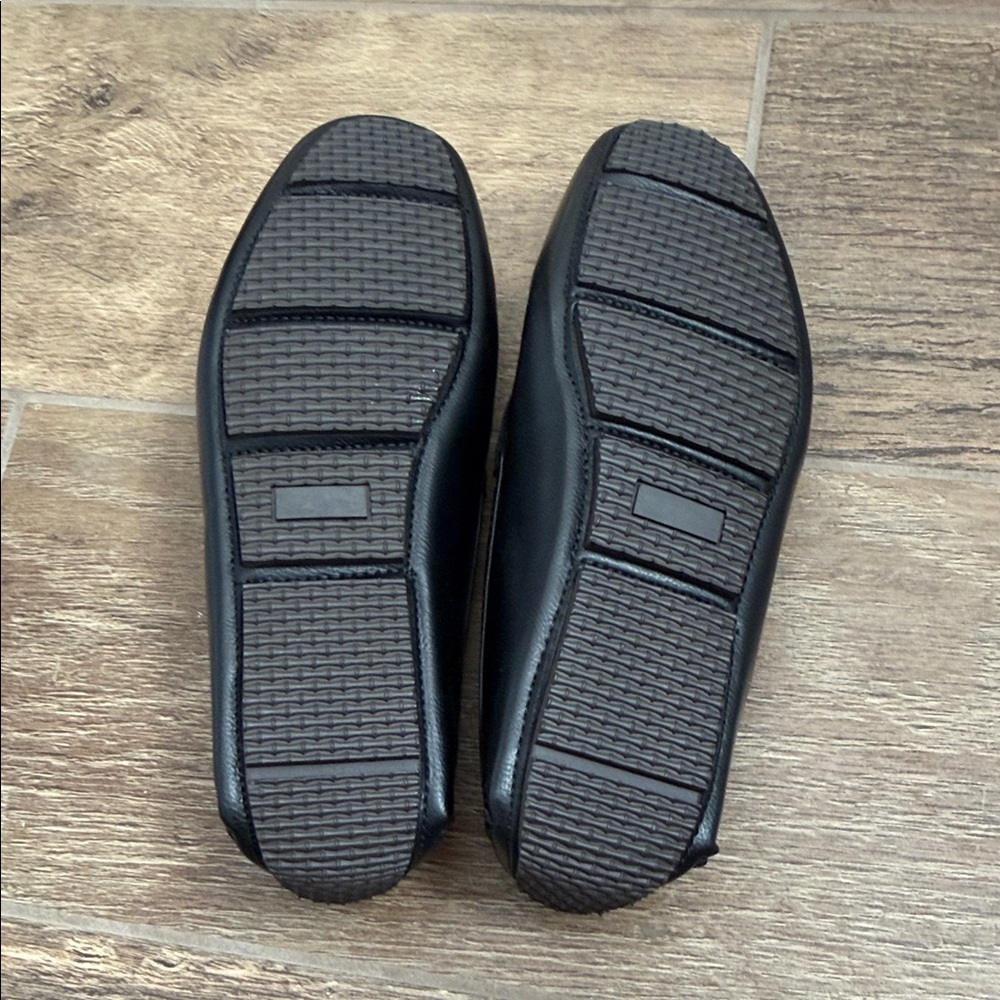 NWOT Black Men's Loafers - Picture 4 of 5